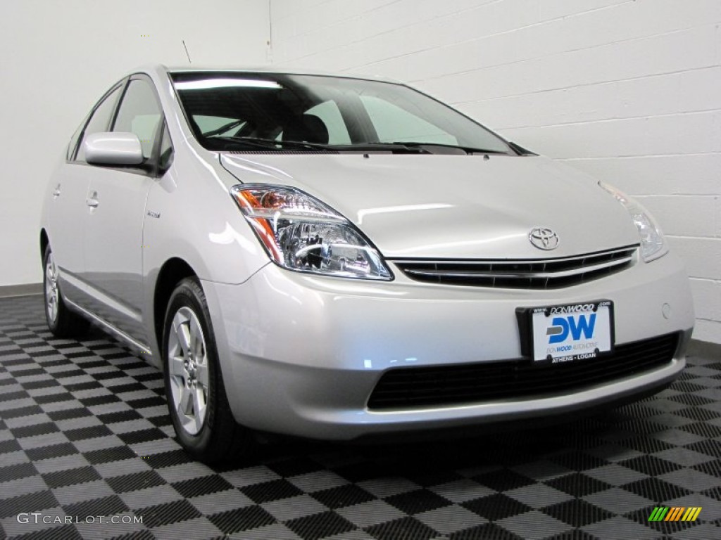 2009 Prius Hybrid - Classic Silver Metallic / Dark Gray photo #1