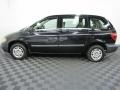 Brilliant Black Crystal Pearl - Caravan SE Photo No. 7