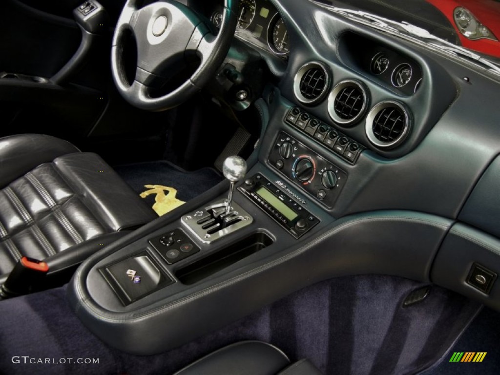 2000 Ferrari 550 Maranello Controls Photo #65303936