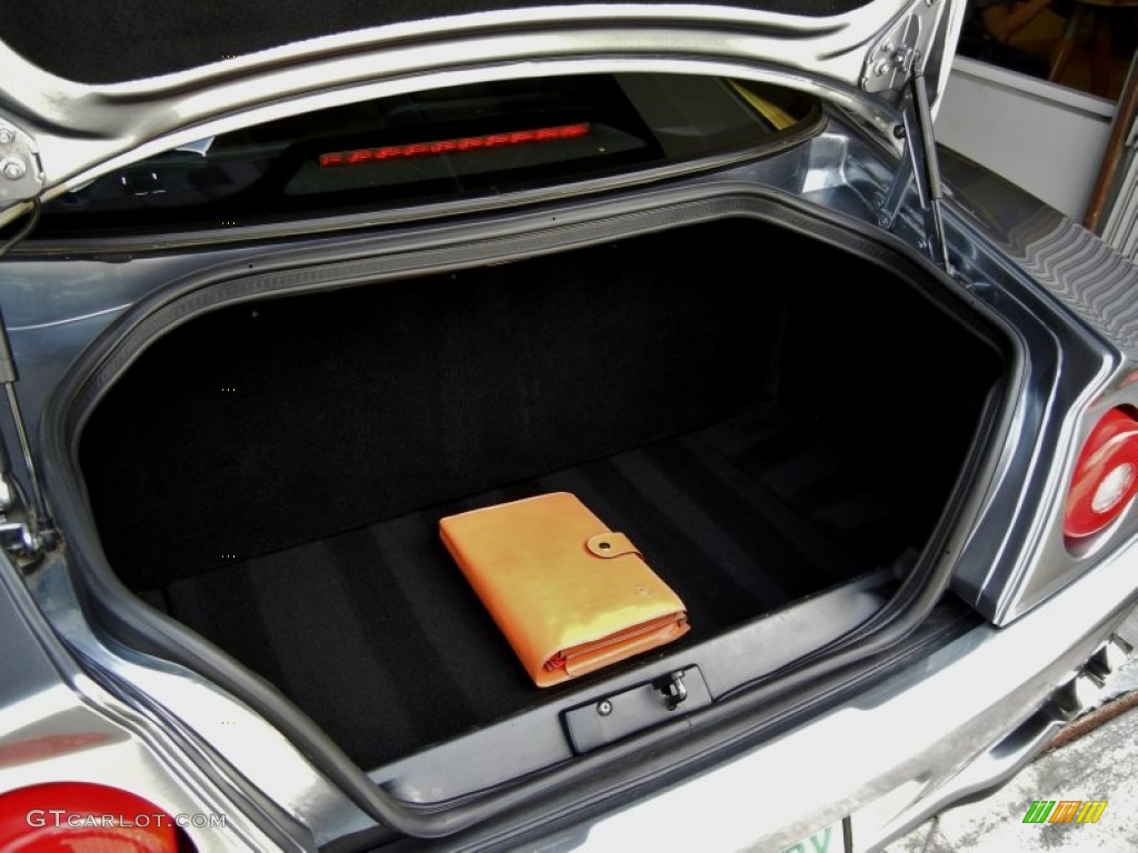 2000 Ferrari 550 Maranello Trunk Photo #65303948
