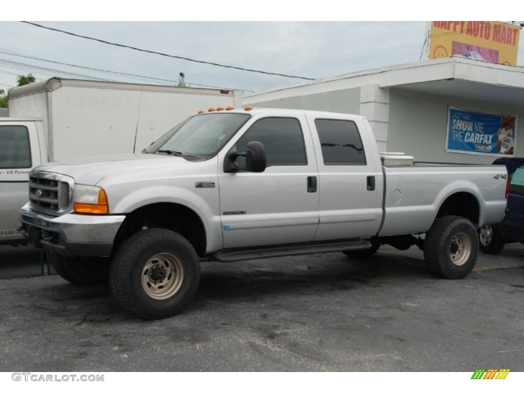 2001 F350 Super Duty XLT Crew Cab 4x4 - Silver Metallic / Medium Graphite photo #4