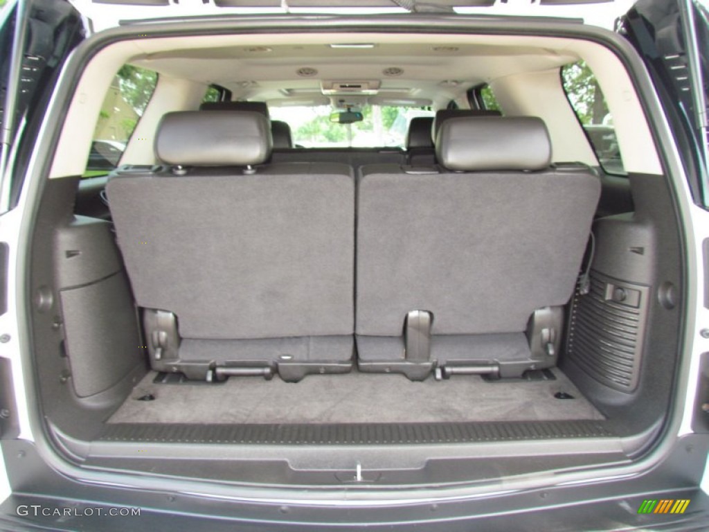 2008 GMC Yukon Hybrid Trunk Photos