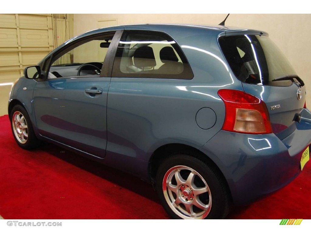 2007 Yaris 3 Door Liftback - Bayou Blue Metallic / Dark Charcoal photo #4