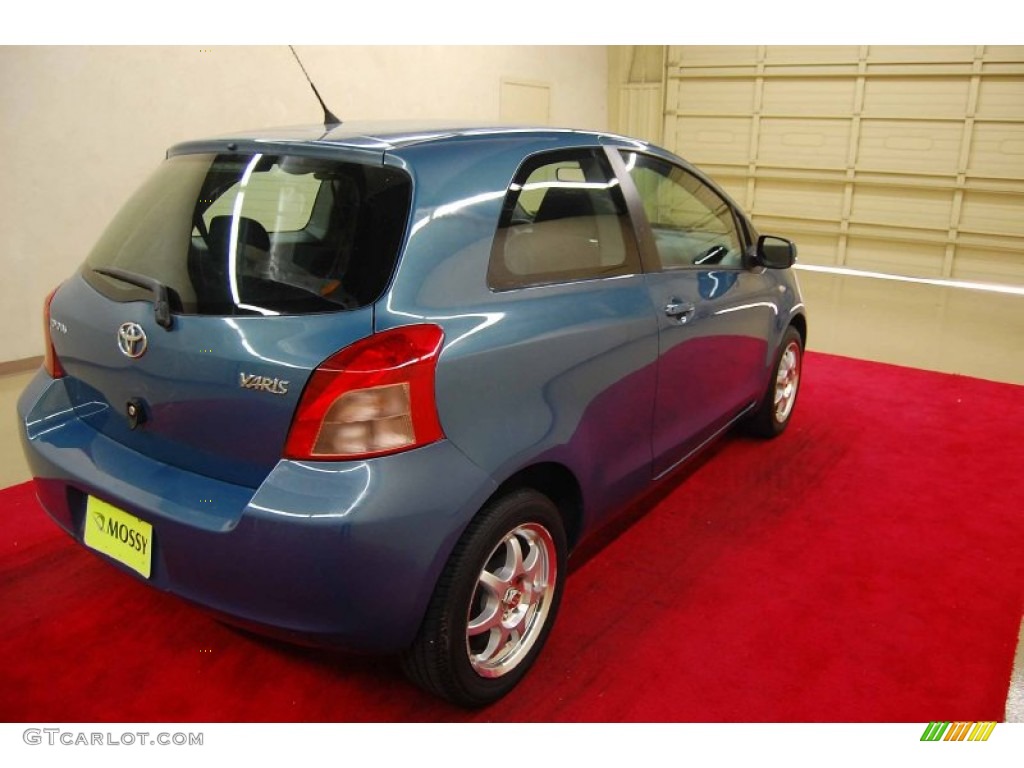 2007 Yaris 3 Door Liftback - Bayou Blue Metallic / Dark Charcoal photo #6