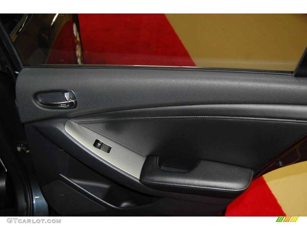 2007 Altima 3.5 SE - Majestic Blue Metallic / Charcoal photo #17