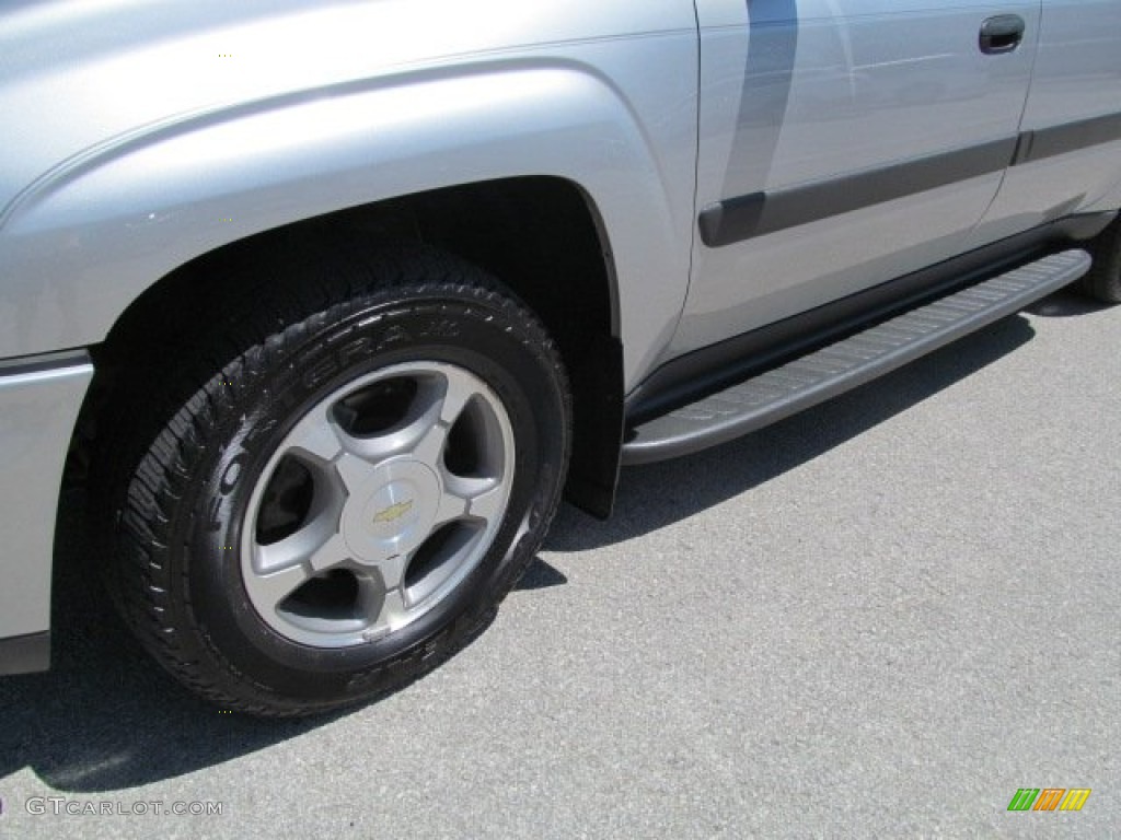 2005 TrailBlazer EXT LS 4x4 - Silverstone Metallic / Light Gray photo #3