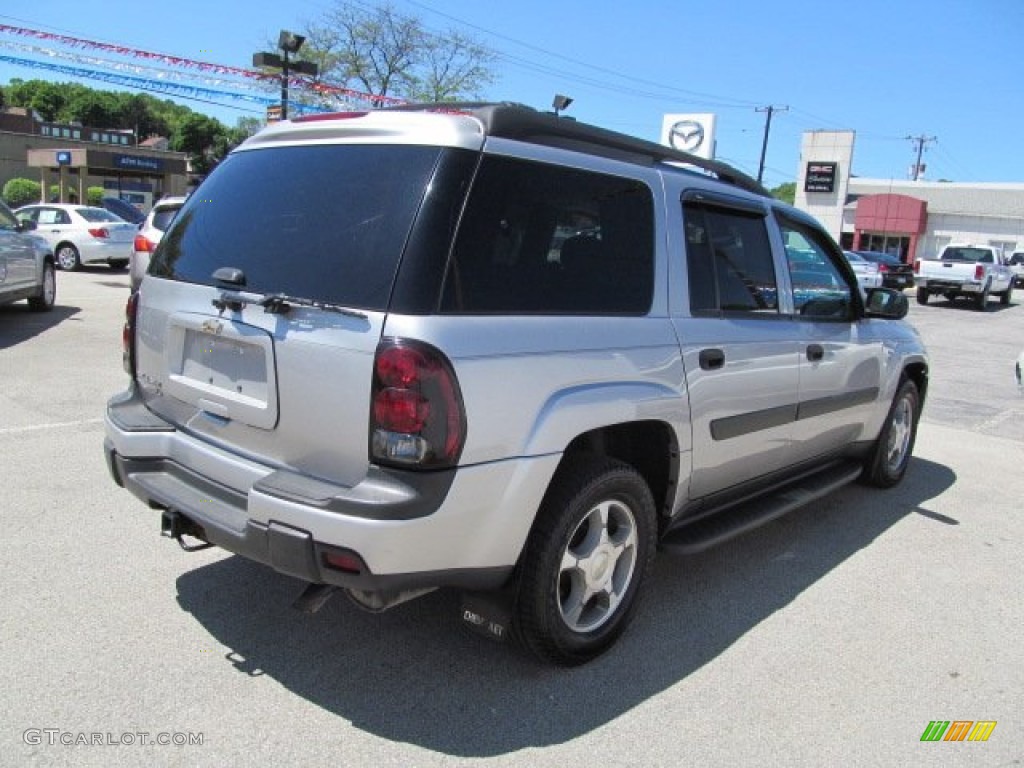 2005 TrailBlazer EXT LS 4x4 - Silverstone Metallic / Light Gray photo #6