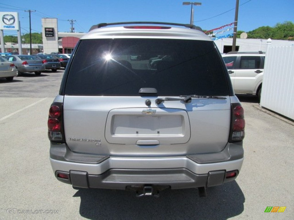 2005 TrailBlazer EXT LS 4x4 - Silverstone Metallic / Light Gray photo #7