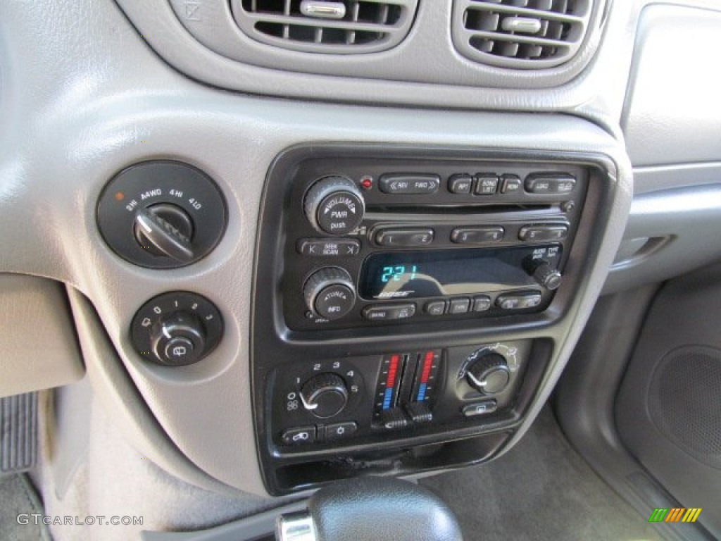 2005 TrailBlazer EXT LS 4x4 - Silverstone Metallic / Light Gray photo #15