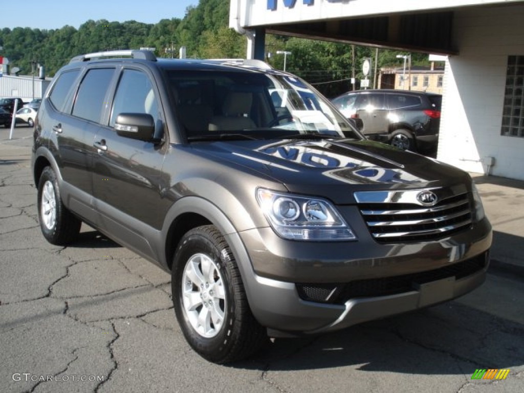 2009 Borrego LX V6 4x4 - Metal Bronze / Beige photo #2