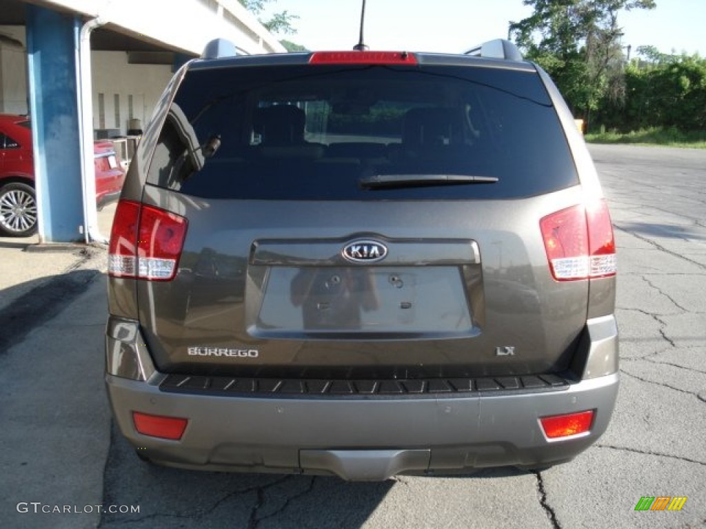 2009 Borrego LX V6 4x4 - Metal Bronze / Beige photo #7
