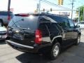 Black - Suburban LT 4x4 Photo No. 4