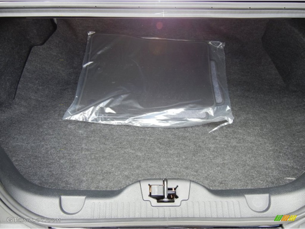 2013 Ford Mustang V6 Coupe Trunk Photo #65317436