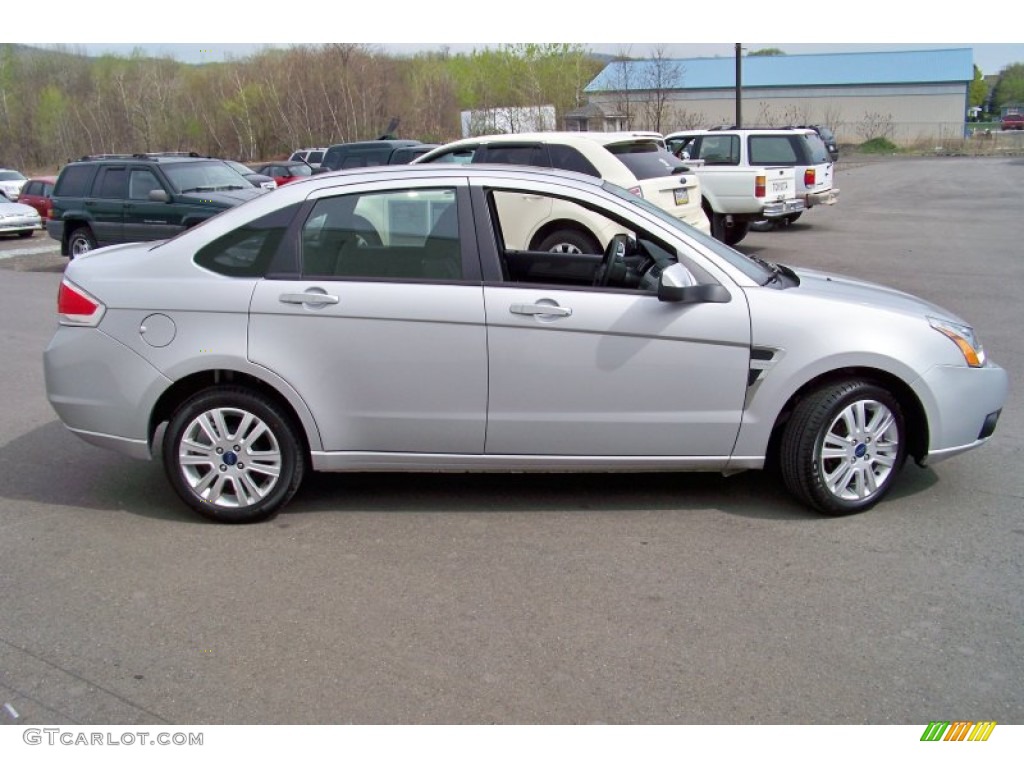 Silver Frost Metallic 2008 Ford Focus SE Sedan Exterior Photo #65318738