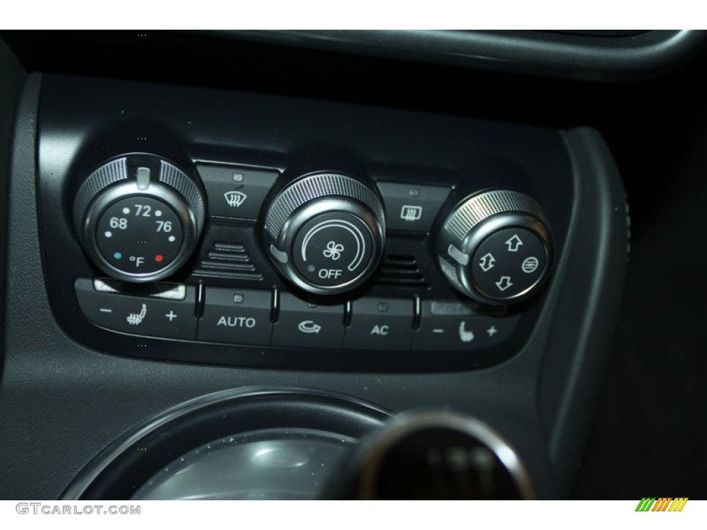 2009 Audi R8 4.2 FSI quattro Controls Photo #65320529