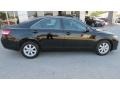 Black - Camry LE Photo No. 4