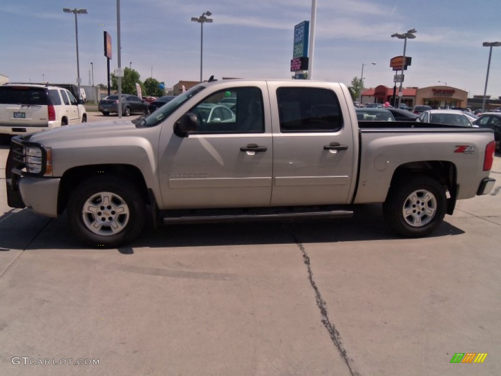 2008 Silverado 1500 LT Crew Cab 4x4 - Silver Birch Metallic / Light Titanium/Ebony Accents photo #6