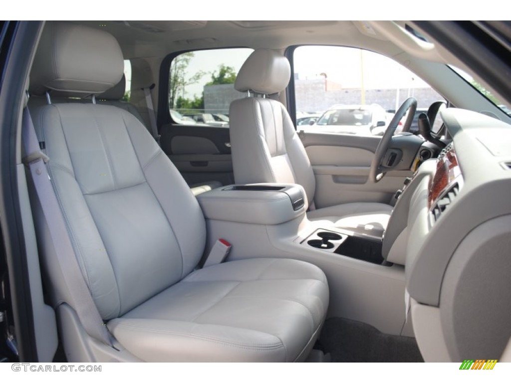 2011 Tahoe LT 4x4 - Black / Light Titanium/Dark Titanium photo #10