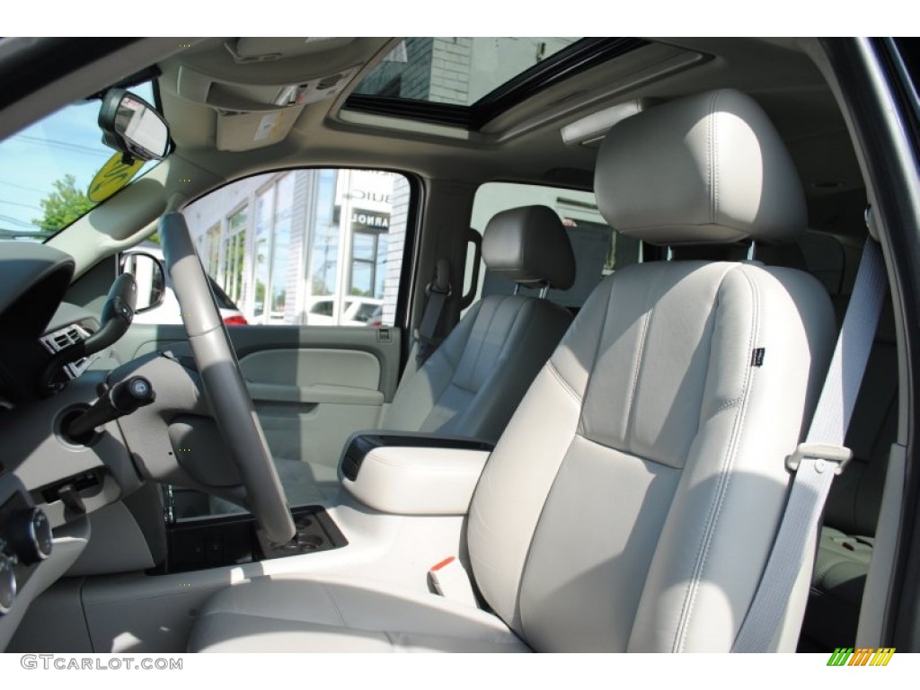 2011 Tahoe LT 4x4 - Black / Light Titanium/Dark Titanium photo #12