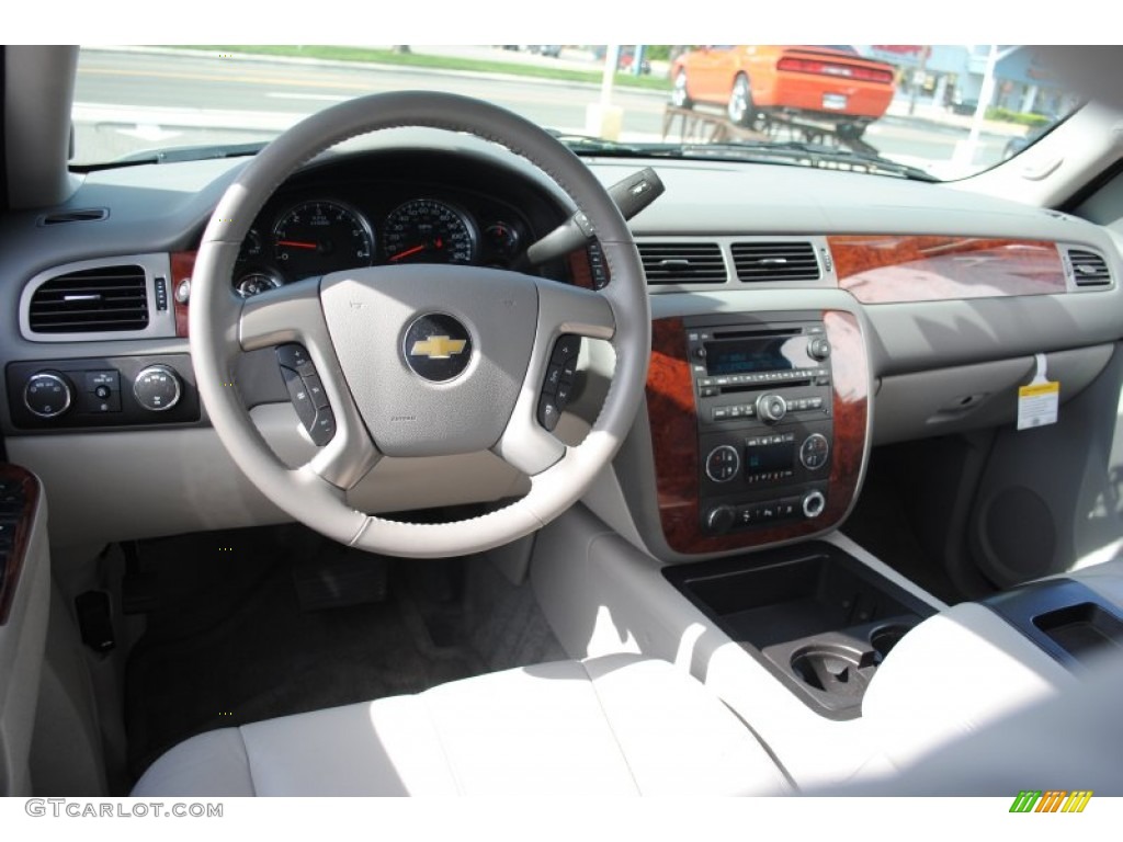 2011 Tahoe LT 4x4 - Black / Light Titanium/Dark Titanium photo #15