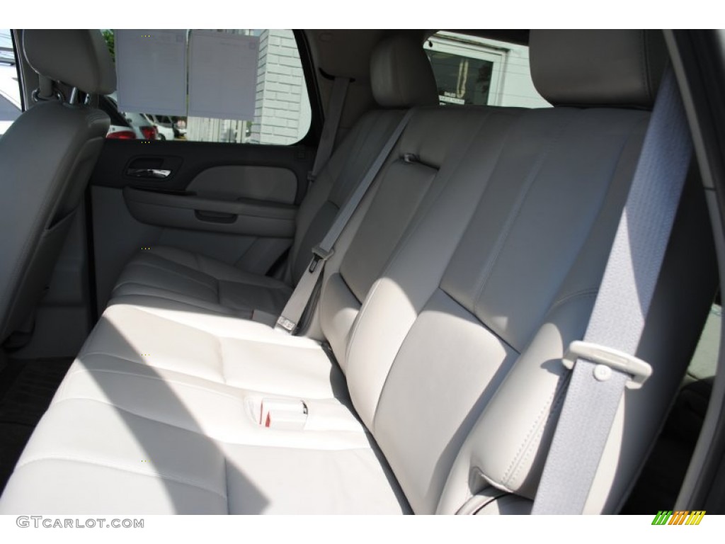 2011 Tahoe LT 4x4 - Black / Light Titanium/Dark Titanium photo #17