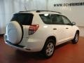 Super White - RAV4 I4 4WD Photo No. 4