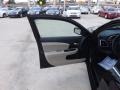 Black - 200 LX Sedan Photo No. 14