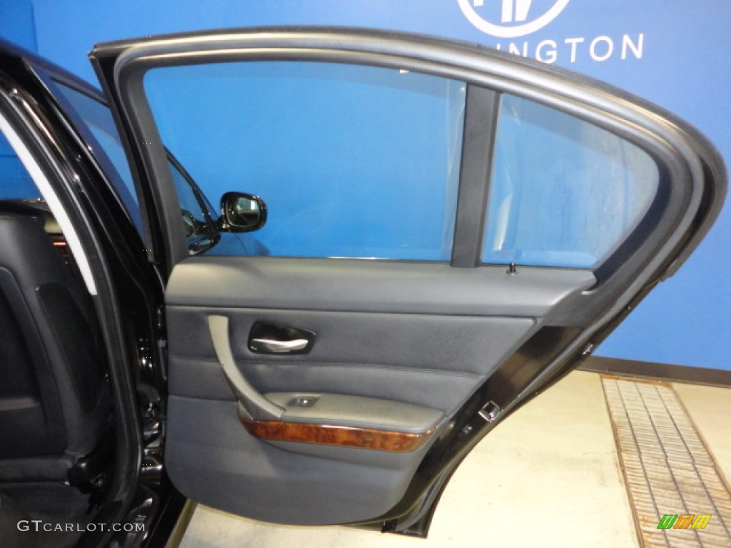 2010 3 Series 335i xDrive Sedan - Jet Black / Black Dakota Leather photo #23