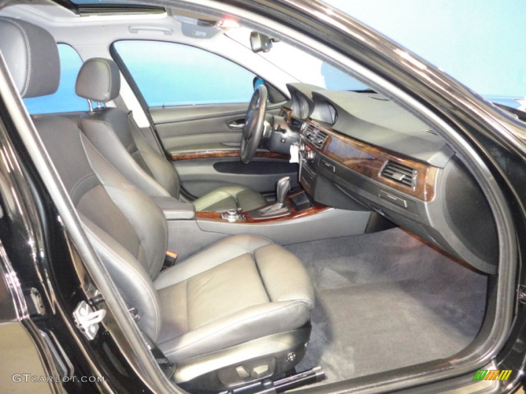 2010 3 Series 335i xDrive Sedan - Jet Black / Black Dakota Leather photo #25