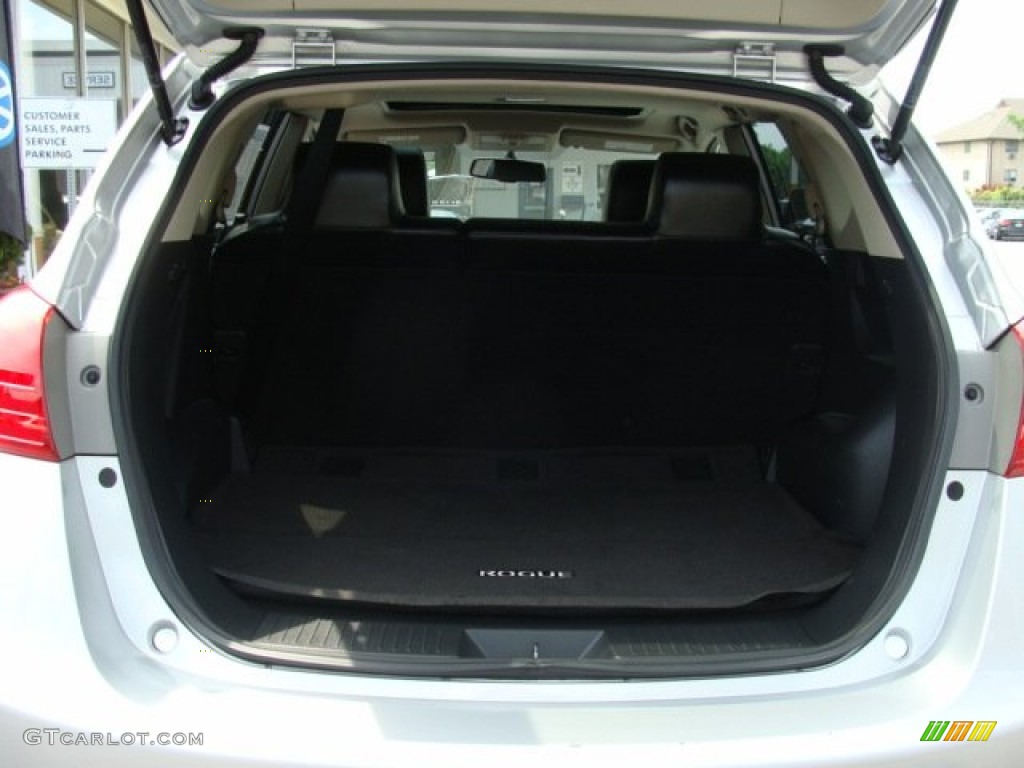 2011 Rogue SL AWD - Silver Ice Metallic / Black photo #13