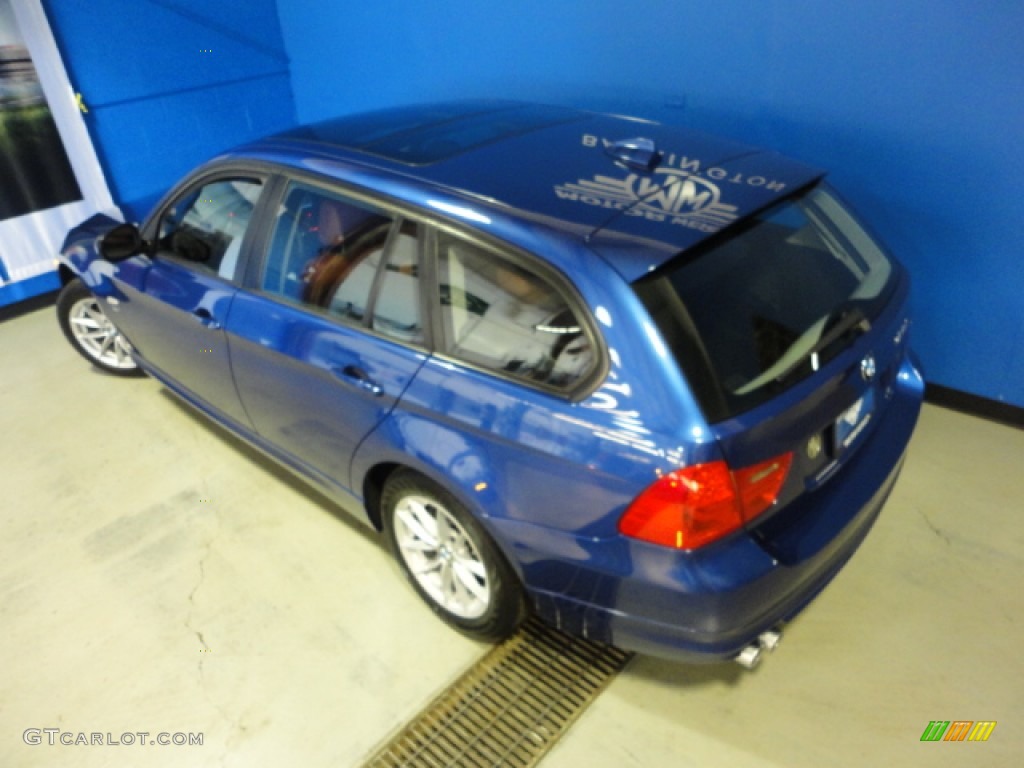 2010 3 Series 328i xDrive Sports Wagon - Montego Blue Metallic / Chestnut Brown Dakota Leather photo #20