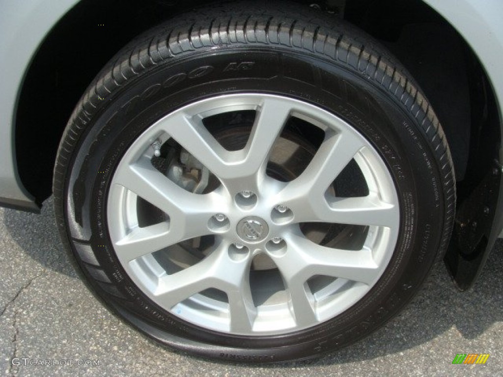 2011 Rogue SL AWD - Silver Ice Metallic / Black photo #15
