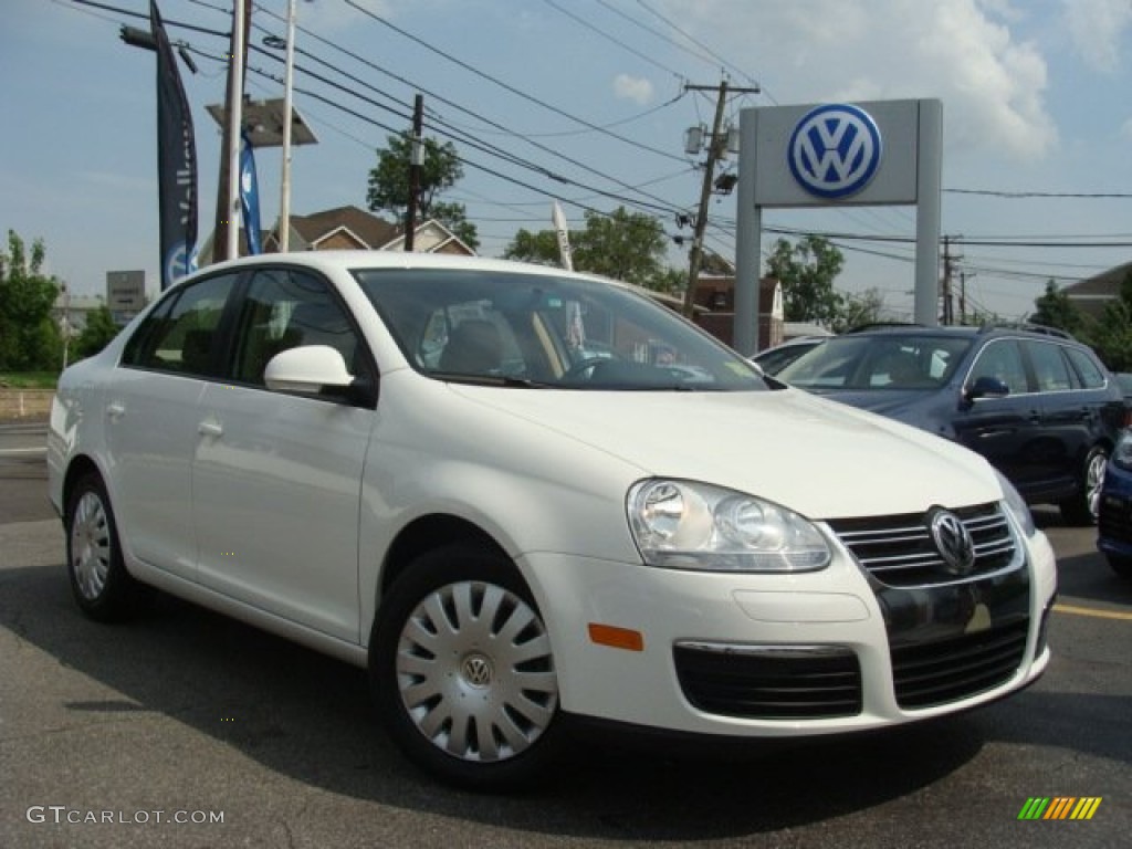 Candy White Volkswagen Jetta