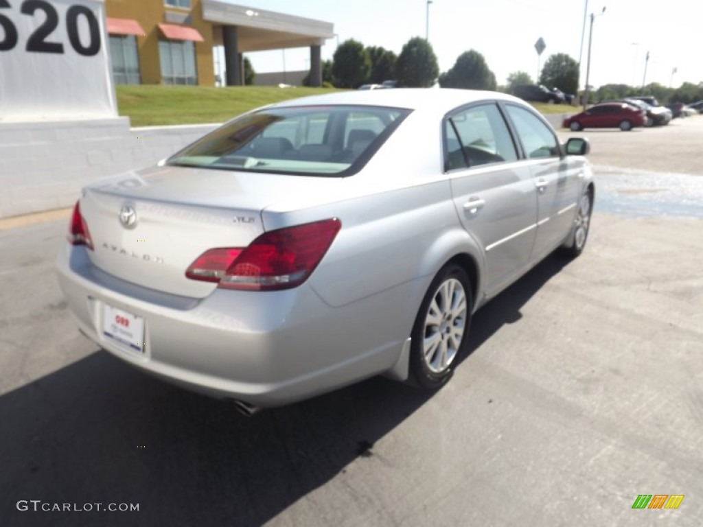 2008 Avalon XLS - Classic Silver Metallic / Ash Gray photo #7
