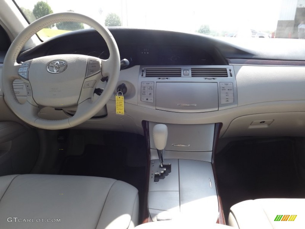 2008 Avalon XLS - Classic Silver Metallic / Ash Gray photo #10