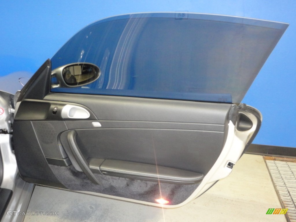 2006 Porsche 911 Carrera 4 Coupe Door Panel Photos