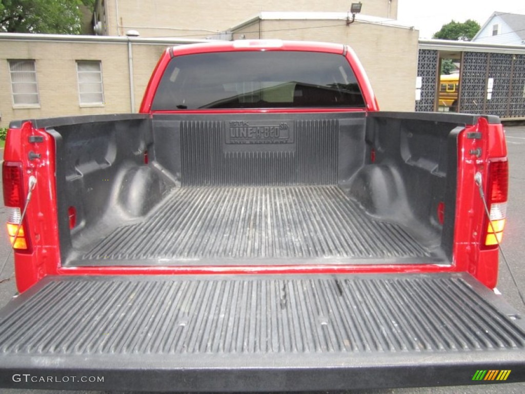 2005 F150 XLT SuperCrew 4x4 - Bright Red / Medium Flint Grey photo #7