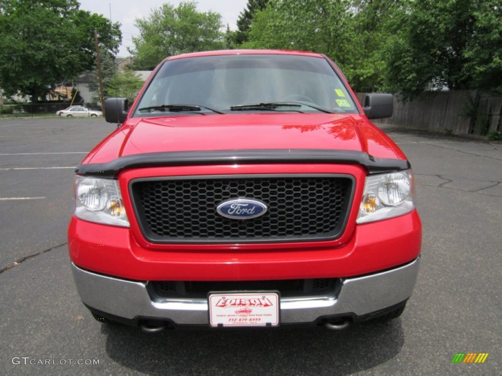 2005 F150 XLT SuperCrew 4x4 - Bright Red / Medium Flint Grey photo #13