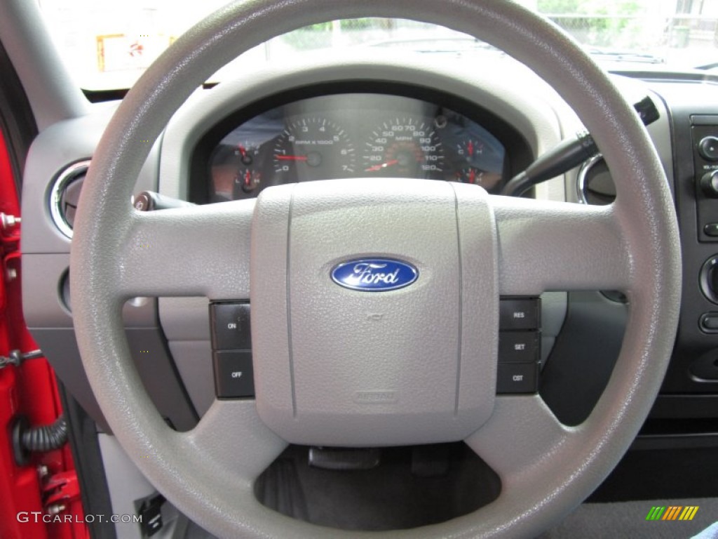 2005 Ford F150 XLT SuperCrew 4x4 Medium Flint Grey Steering Wheel Photo #65339196