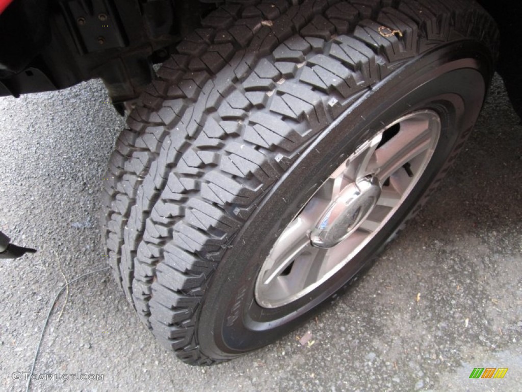 2005 F150 XLT SuperCrew 4x4 - Bright Red / Medium Flint Grey photo #28