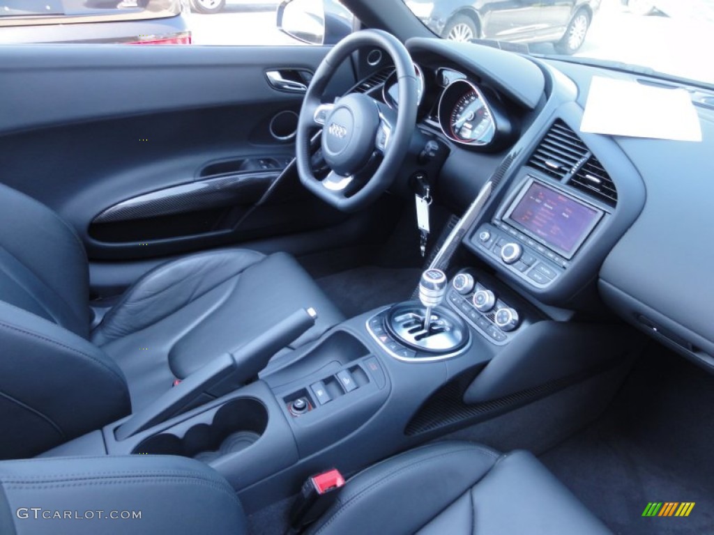 2011 Audi R8 Spyder 5.2 FSI quattro Black Fine Nappa Leather Dashboard Photo #65342421