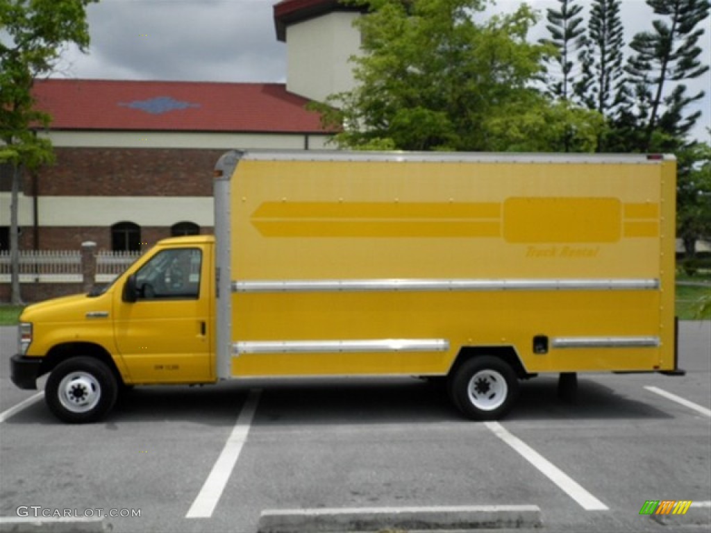 2008 E Series Cutaway E350 Commercial Moving Truck - Yellow / Medium Flint photo #6