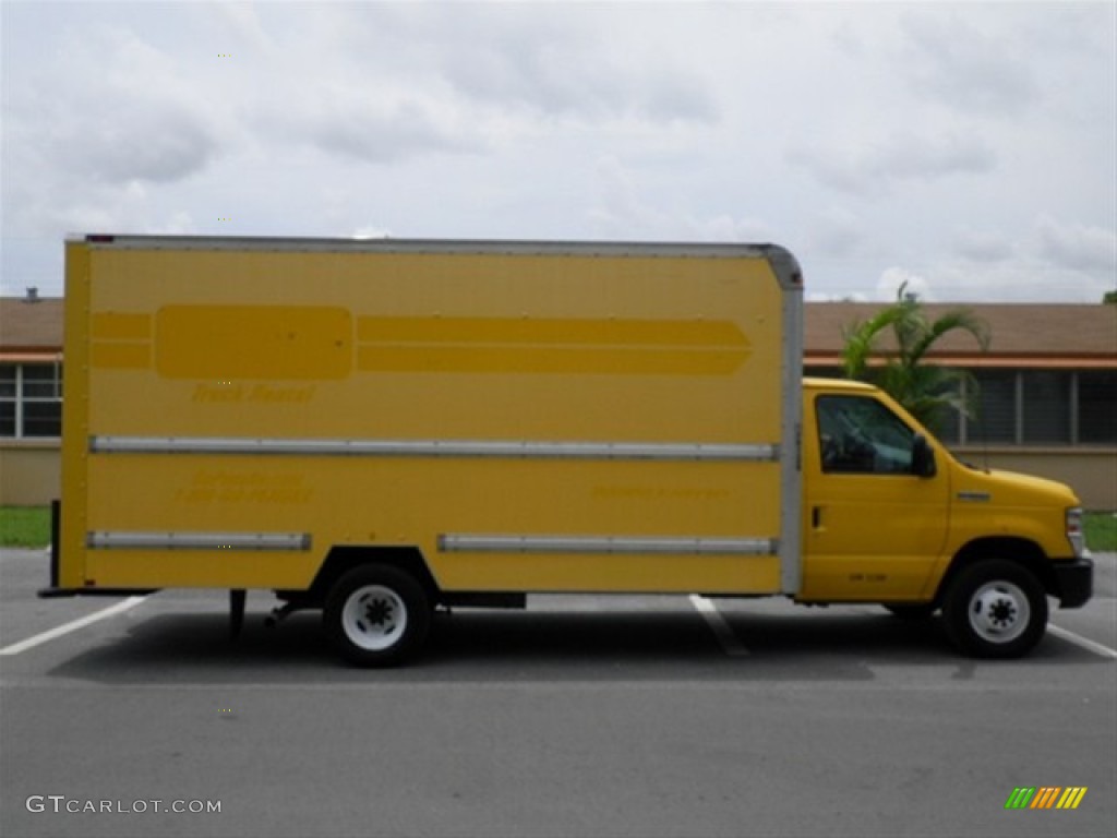 2008 E Series Cutaway E350 Commercial Moving Truck - Yellow / Medium Flint photo #12