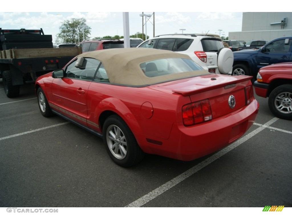 2007 Mustang V6 Deluxe Convertible - Torch Red / Medium Parchment photo #3