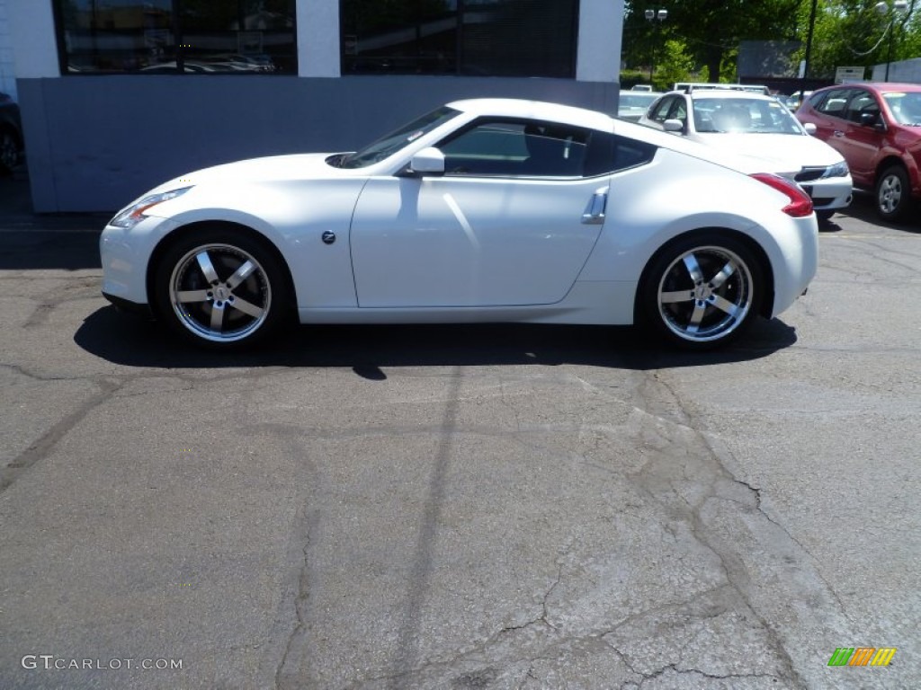 2010 370Z Coupe - Pearl White / Black Leather photo #6