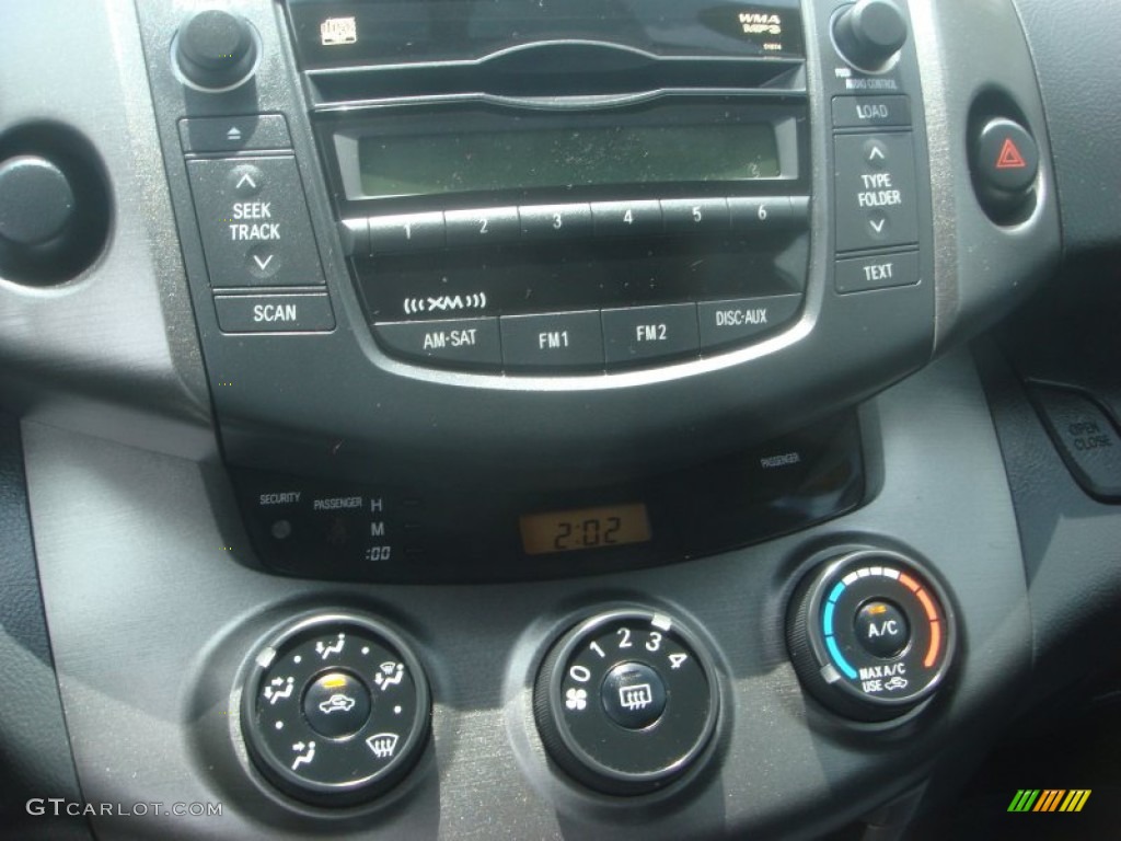 2009 Toyota RAV4 Sport Controls Photo #65348145