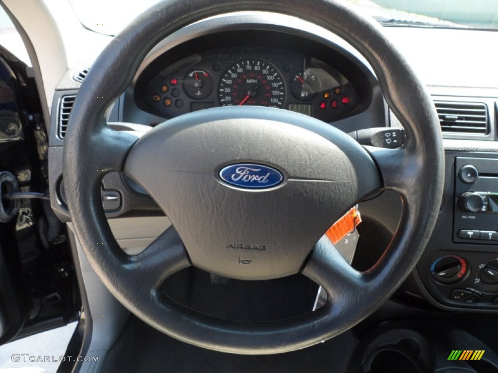 2007 Ford Focus ZX4 S Sedan Steering Wheel Photos