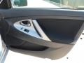 Classic Silver Metallic - Camry SE Photo No. 21