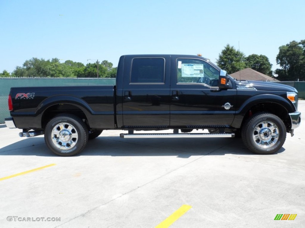 Tuxedo Black Metallic 2012 Ford F250 Super Duty Lariat Crew Cab 4x4 Exterior Photo #65352219