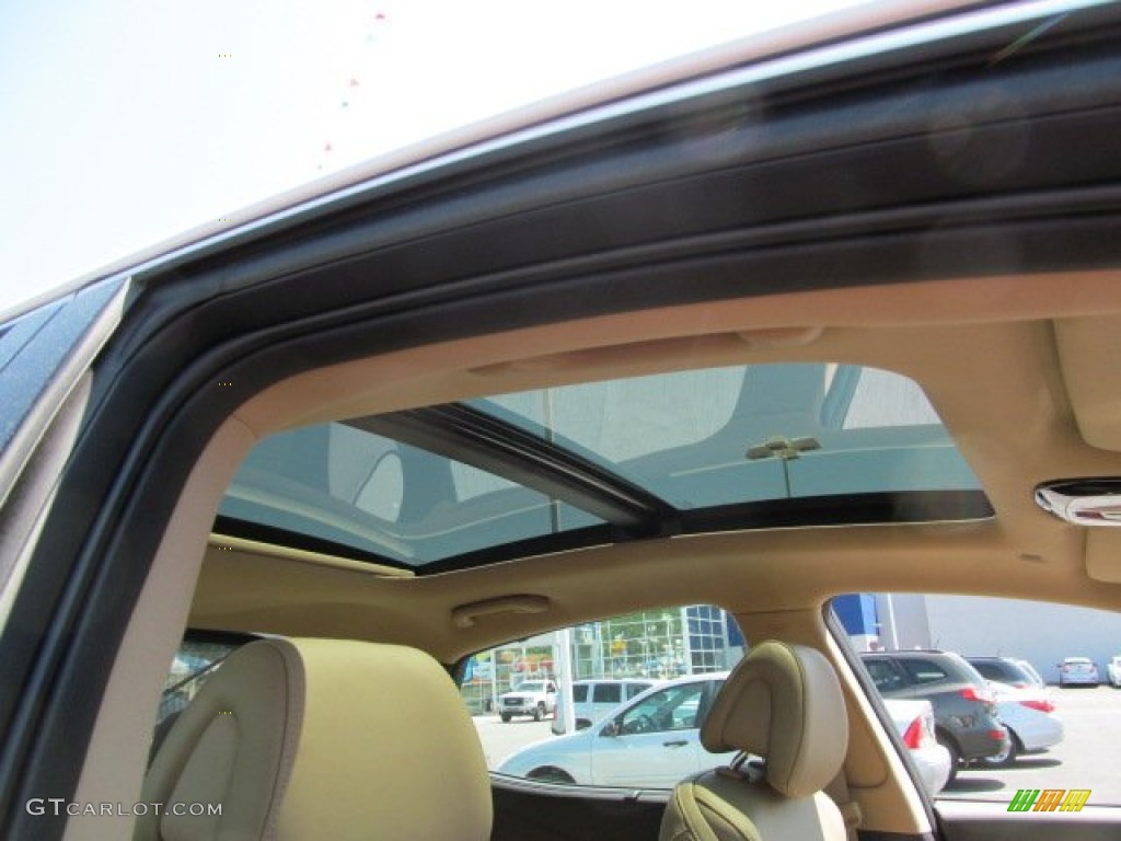 2012 Hyundai Azera Standard Azera Model Sunroof Photo #65352387